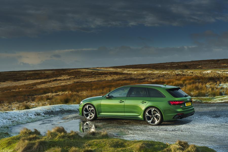  Audi RS4 Avant (B9) 2020 года  (UK) (фото 12 из 99)